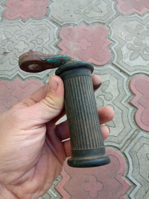 Продам підножку пасажира на мотоцикл