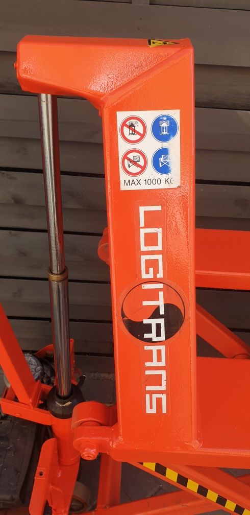 Paleciak wózek  elektryczny nozycowy