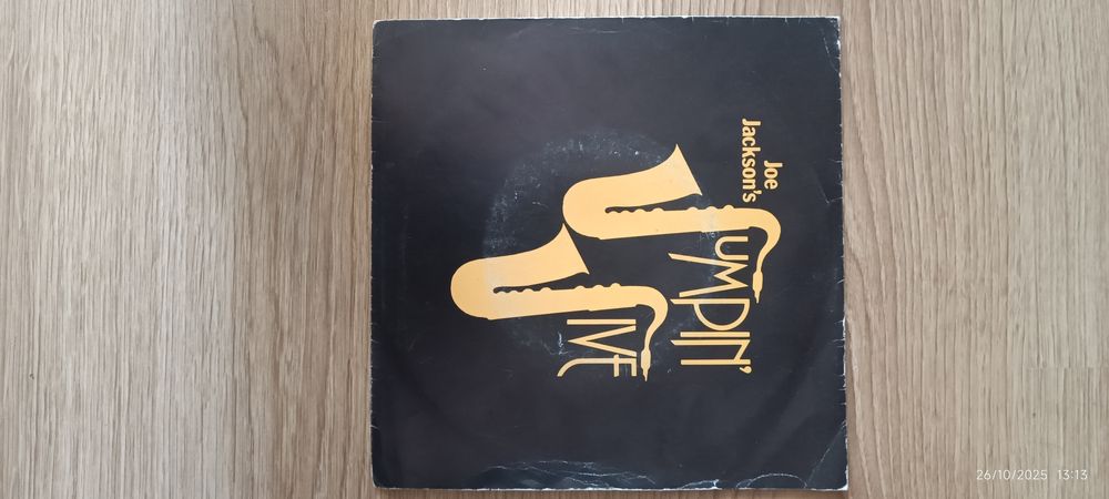 Joe Jackson "Jumpin Live"