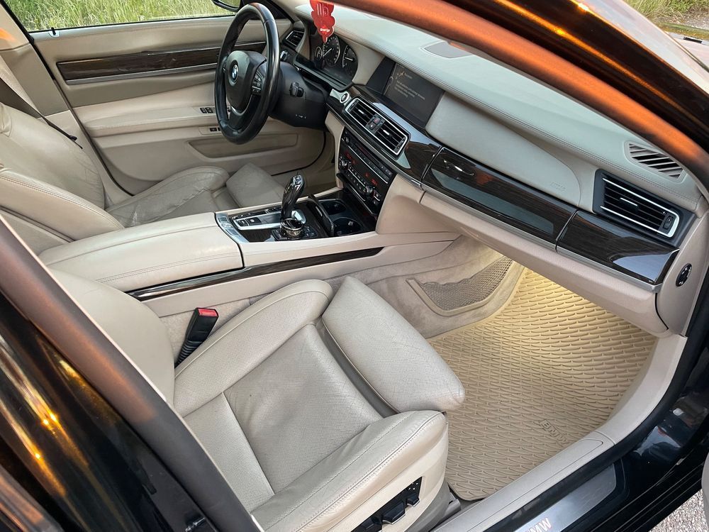 BMW Seria 7 730d 245km Shadowline 21” stan bardzo dobry prywatnie !!!