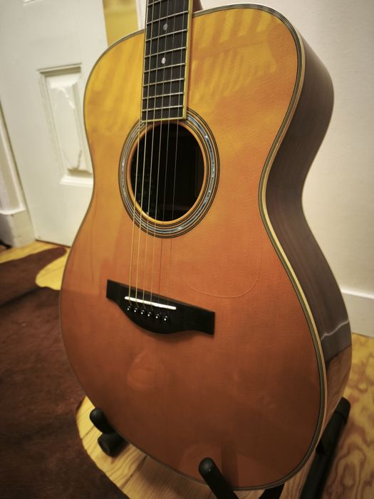 Guitarra Yamaha LS-TA