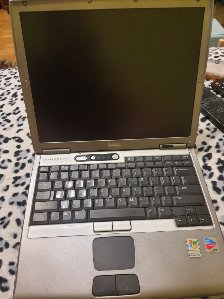 Laptop Dell Latitude D600