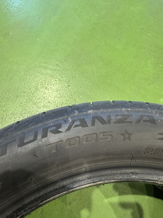 225/50/18 Bridgestone