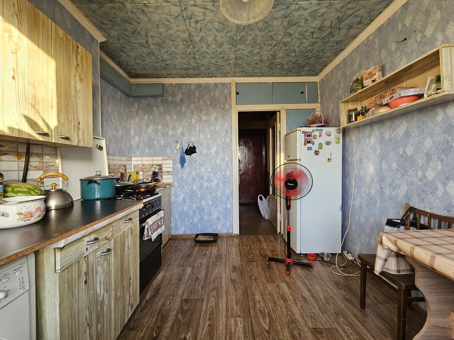 Продам 3 к квартиру Лівобережний 3