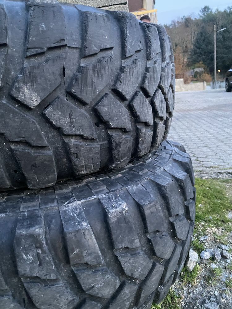 Jante 15 + Maxxis Trepador Radial 35