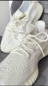 Buty yezzy Boost white cream rozmiar 46 nowy pudełku