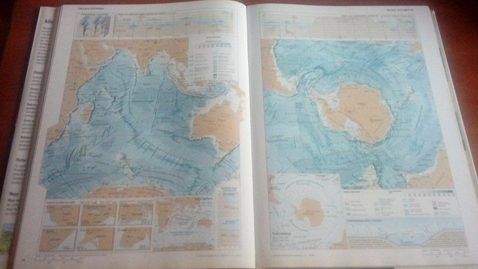 Atlas encyklopedyczny PWN (zaproponuj cenę) :)