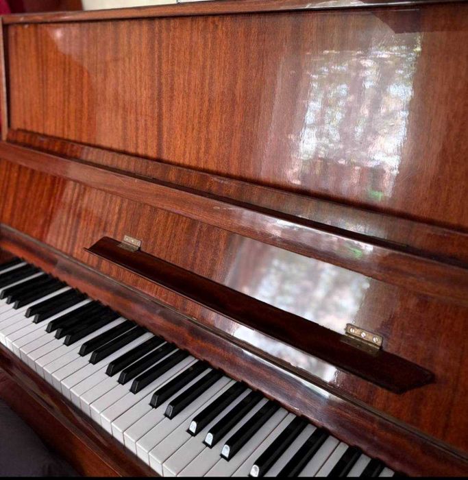 Фортепіано Україна