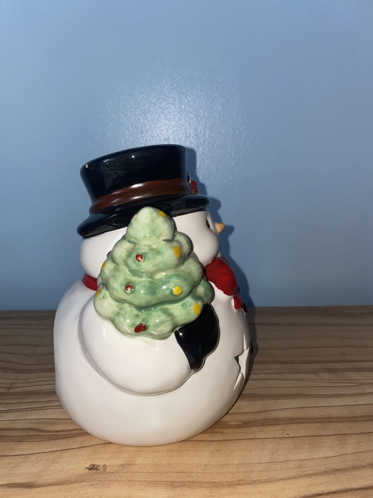 Bałwan z porcelany