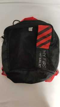 Небольшой спортивный рюкзак-сеточка Chad Vallei  для юного футболиста