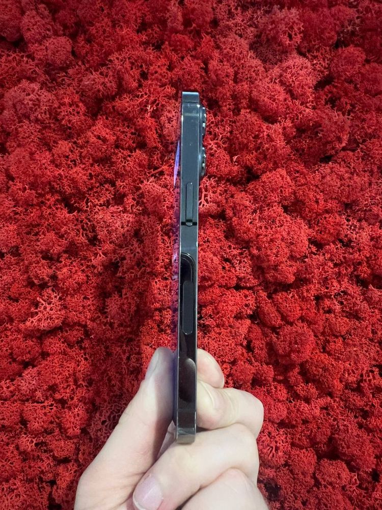 Класний iphone 13 pro 256gb graphite  магазин АйЛавФон