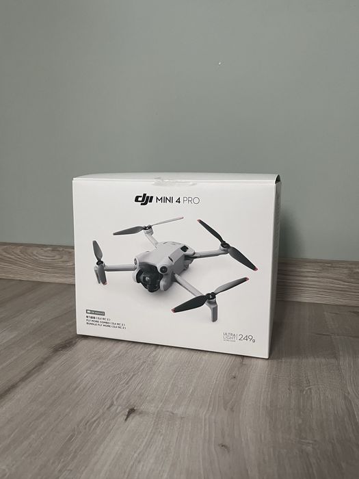 Dron dji mini 4 pro 249g+kontroler z ekranem+3 baterie+2 karty