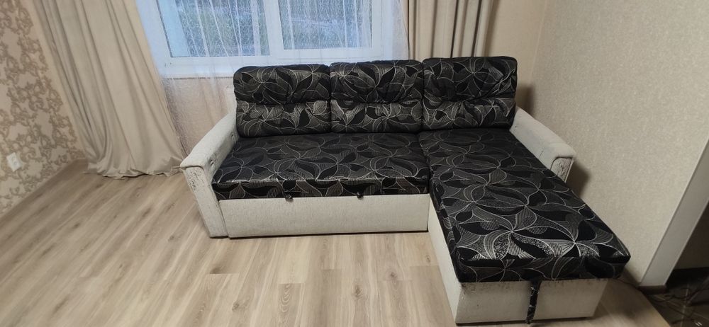 Продається диван