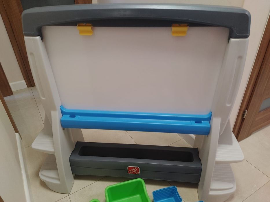 Sztaluga Jumbo, dwustronna tablica z pojemnikami