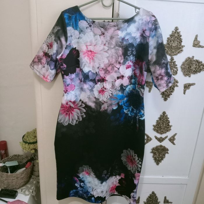 Шикарне плаття футляр 48-50-52