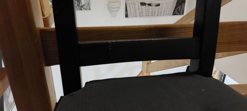 2 krzesła drewniane Ikea za 70 zl