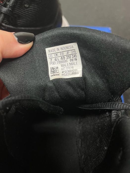 Sapatilhas Adidas Ownthegame