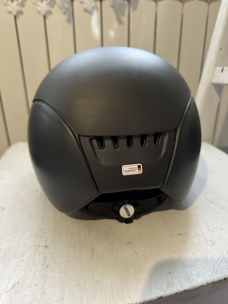 Kask jeździecki Uvex