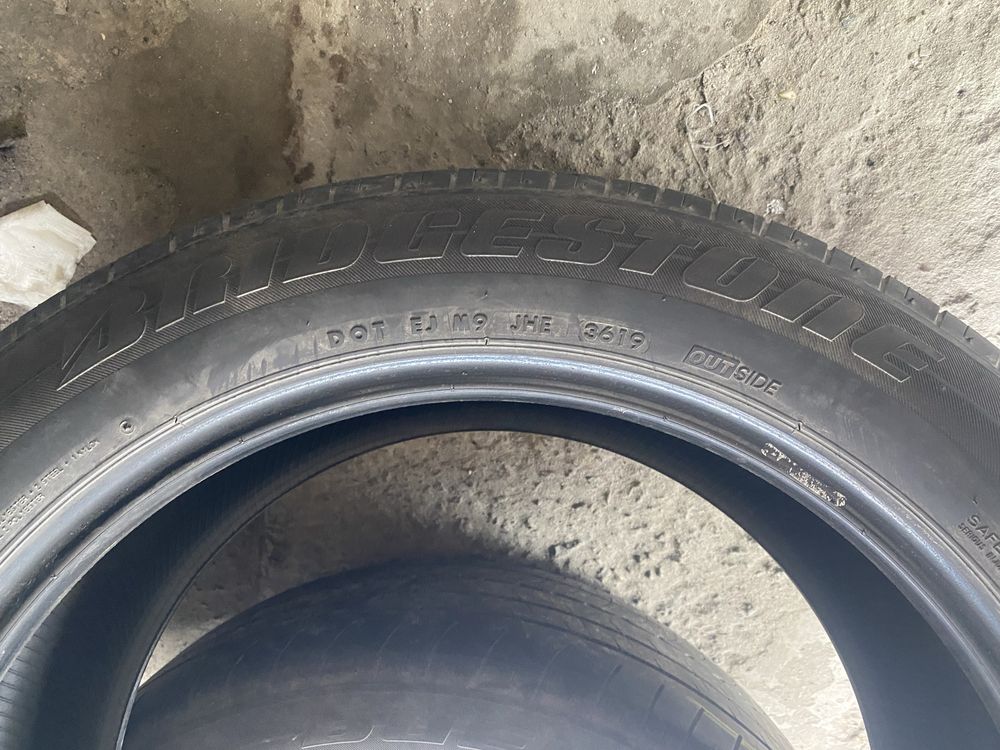 R20 235/55 bridgestone