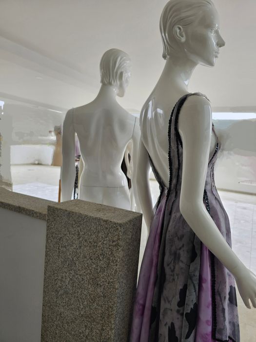 Manequins de loja semi novos