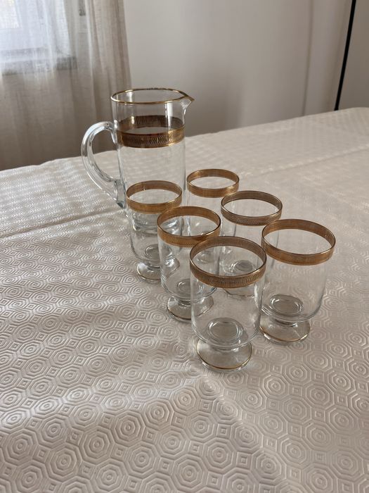 Jarro com 6 copos de cristal