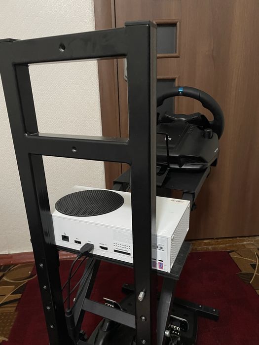 Ігровий кокпіт + Кермо Logitech G923 (Xbox/PC) + Стійка під монітор