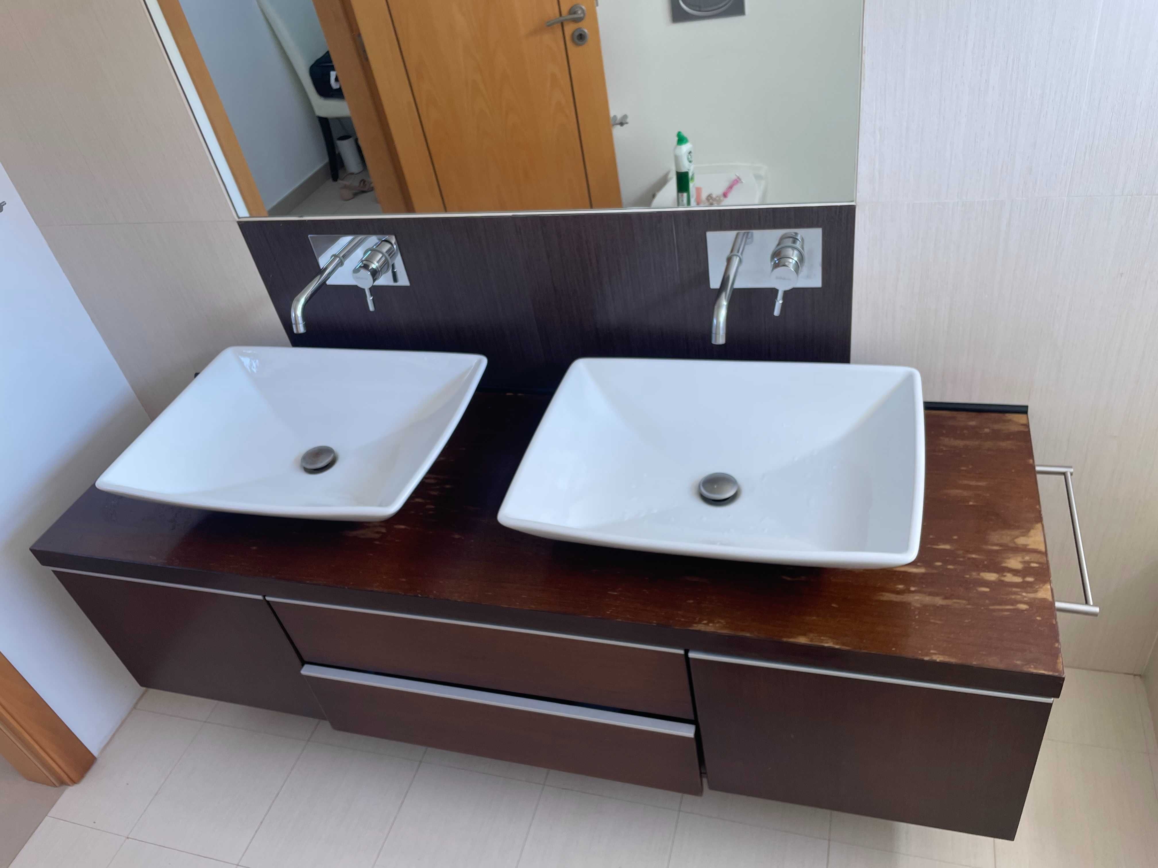 lavatorio retangular branca / rectangular white washbasin