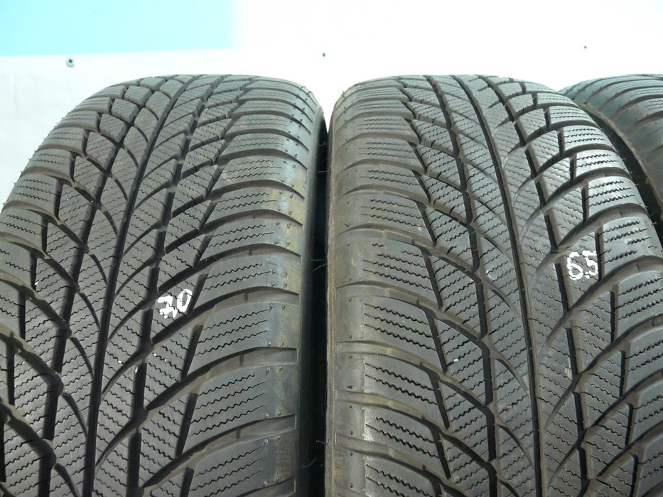 Opony zimowe x4 205/60R17 Bridgestone #F015