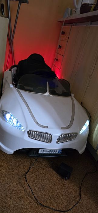 Bmw na akumulator zdalnie pilotem