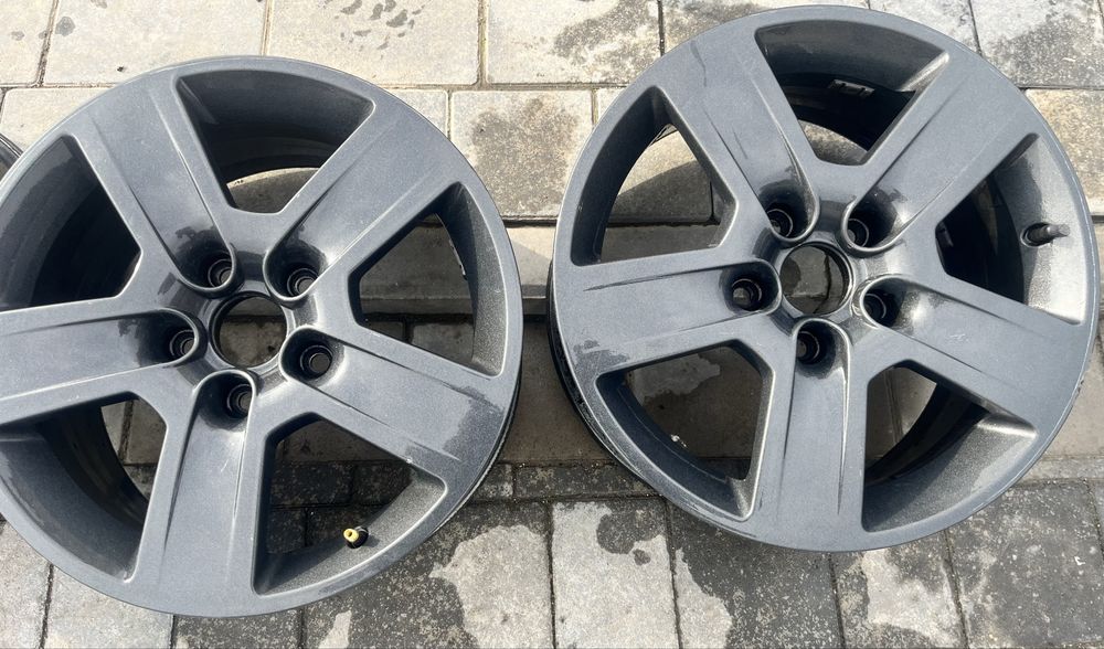 Продам тітани R16 5x112