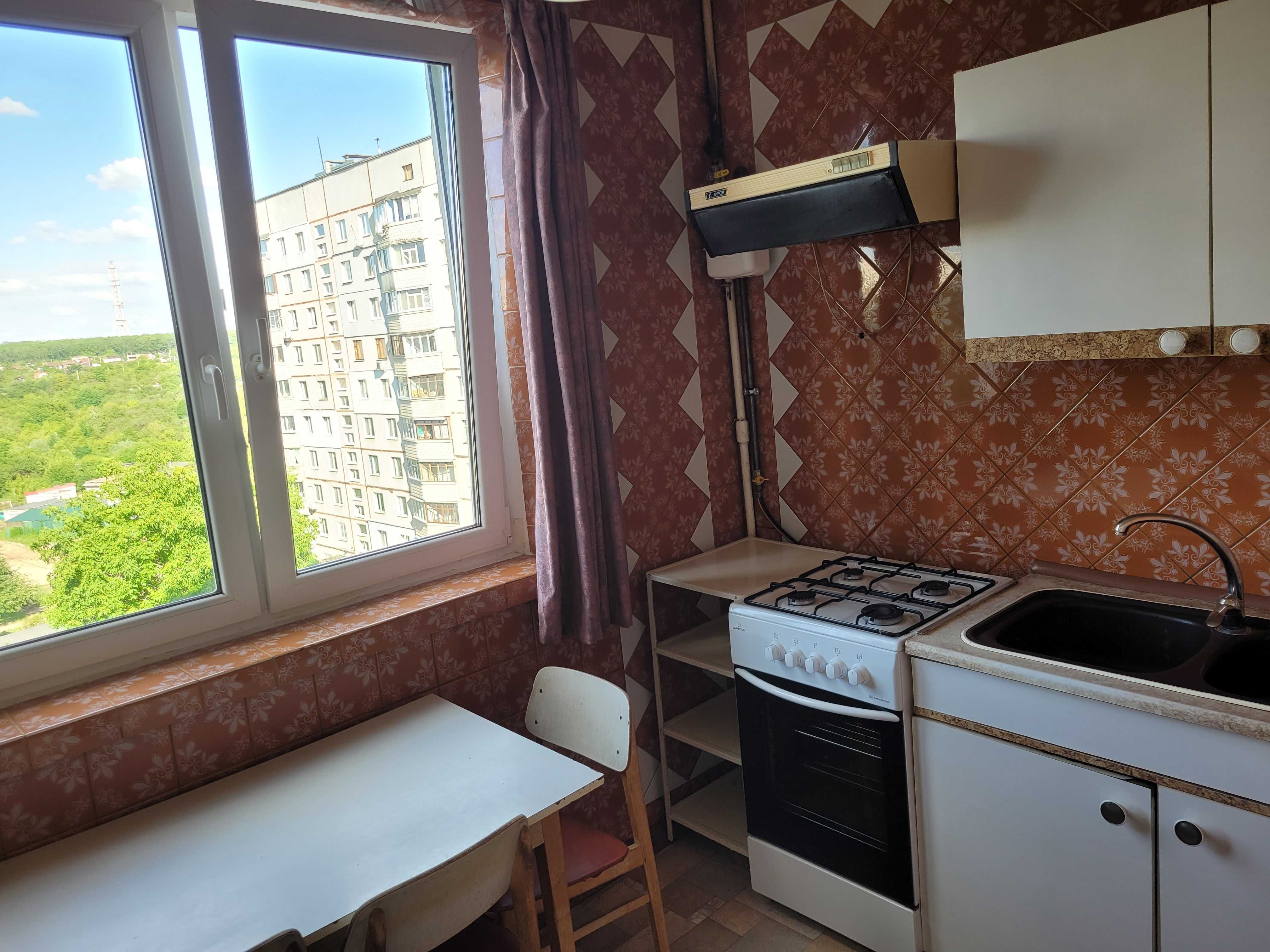 Продам 3к с мебелью и техникой возле м.Алексеевская (403649)
