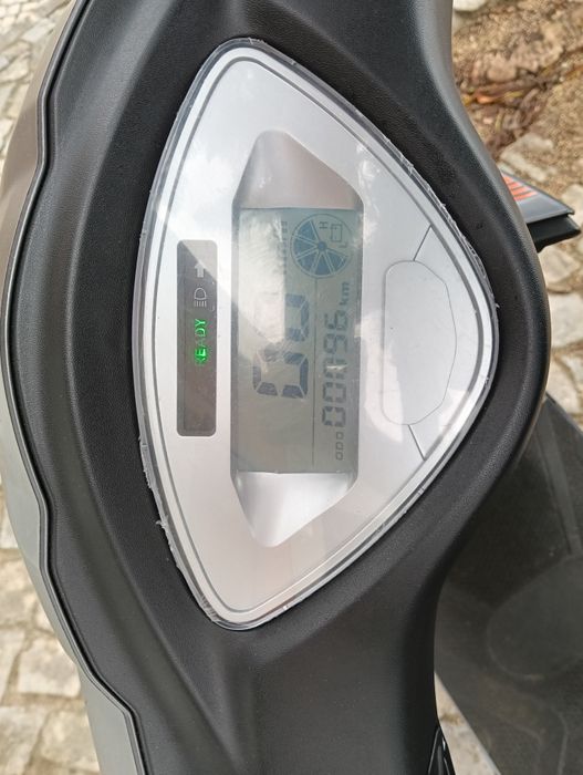 Scooter elétrica Vespy GT