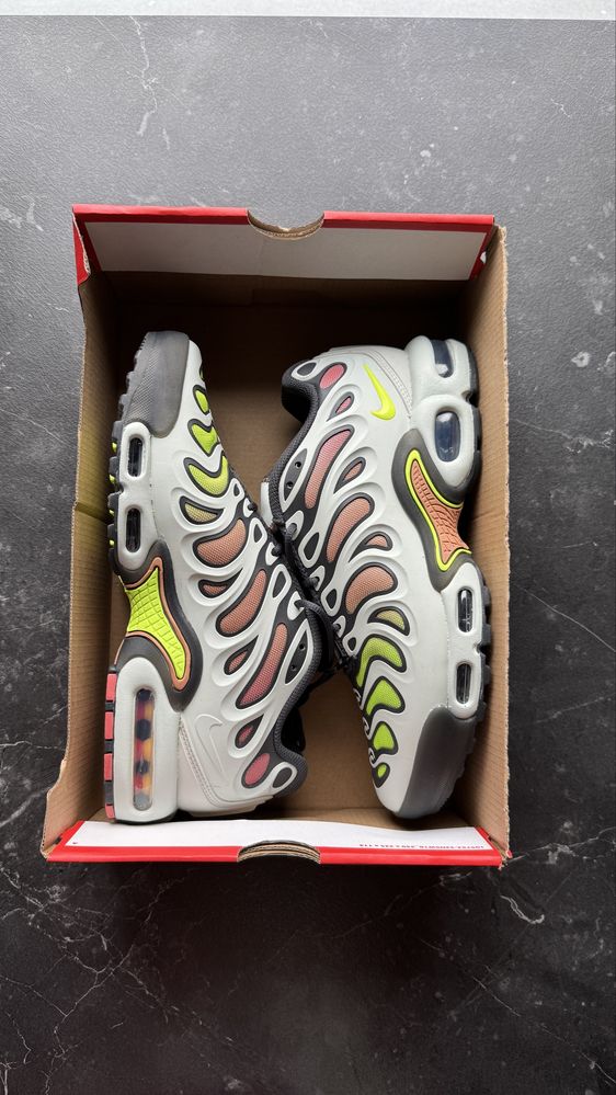 Nike Air Max Plus Drift “Light Silver/Volt” | r. 42 | Nowe, oryginalne
