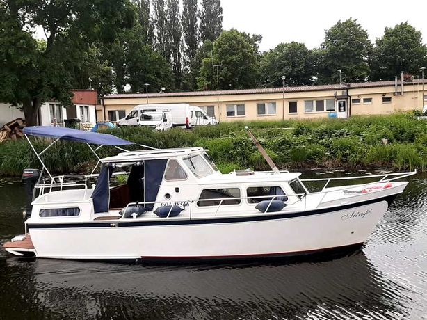 Piękny holenderski jacht motorowy Proficiat 875