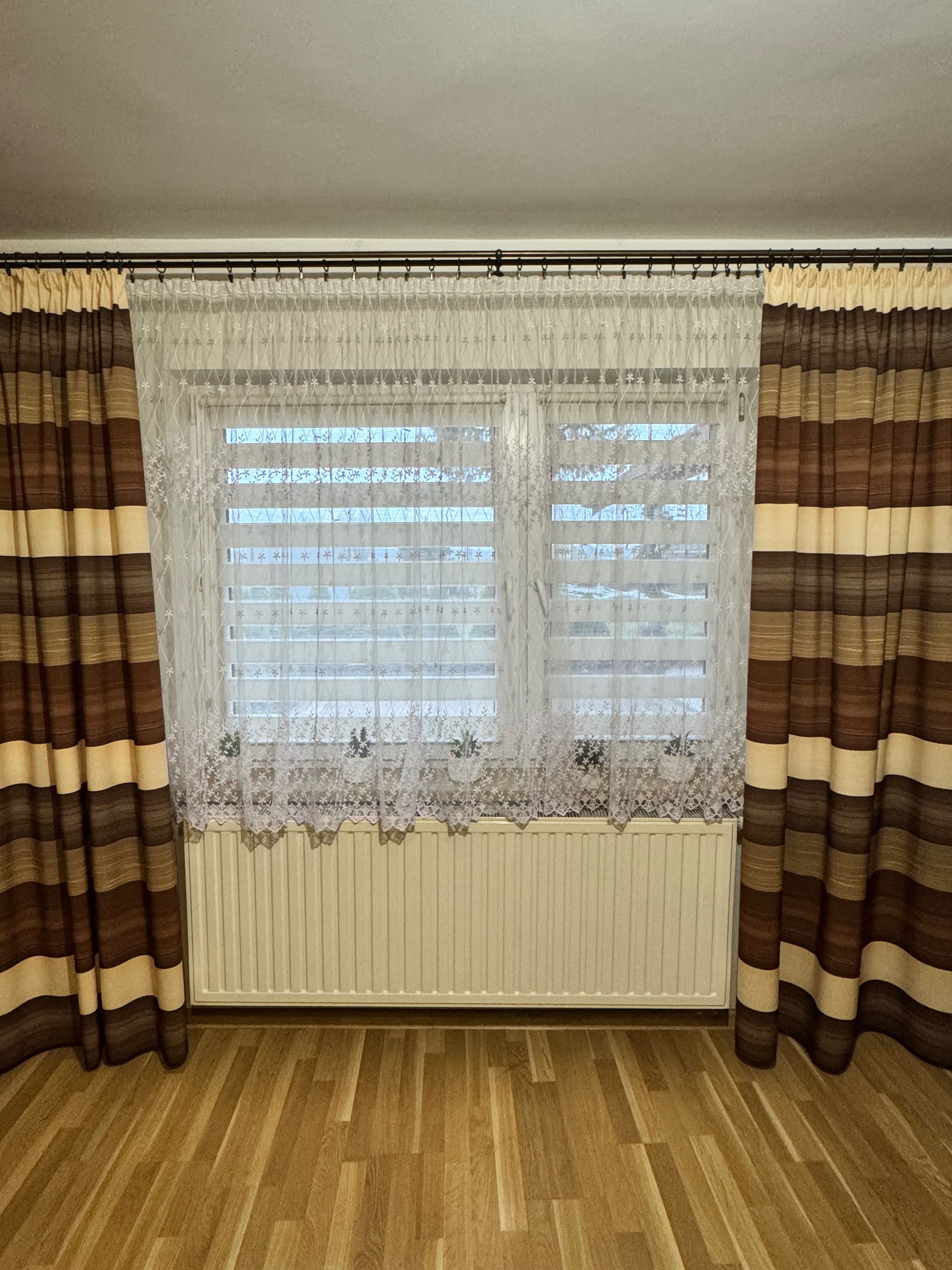 Karnisz metalowy ciemny brąz
