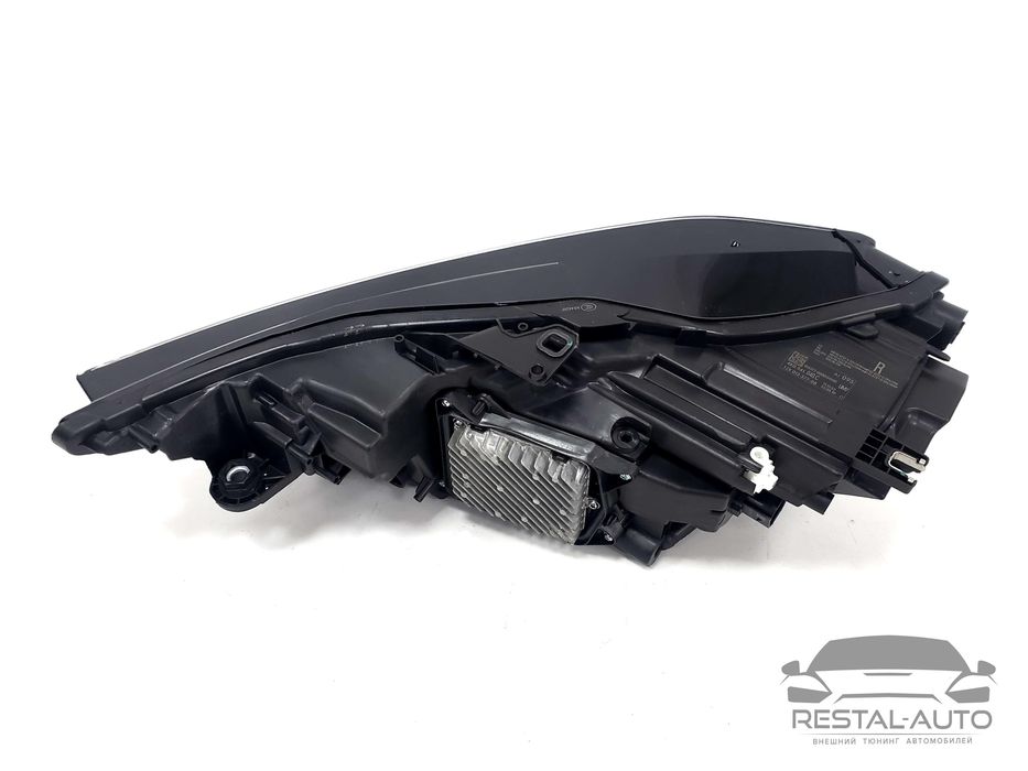 Передние Full LED фары Audi A6 C8 2018-2022 года оптика