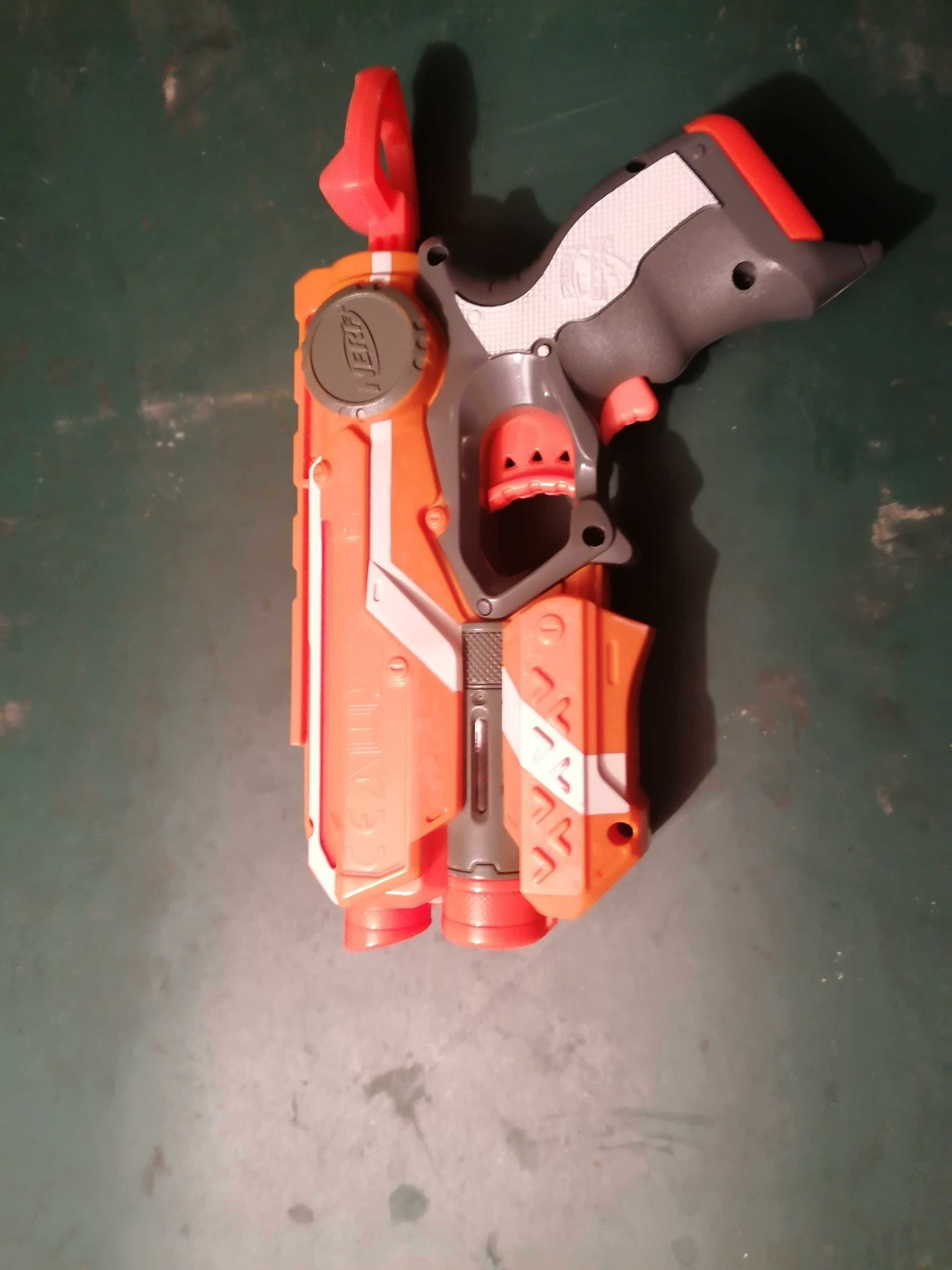 Nerf firestrite Elite z laserem