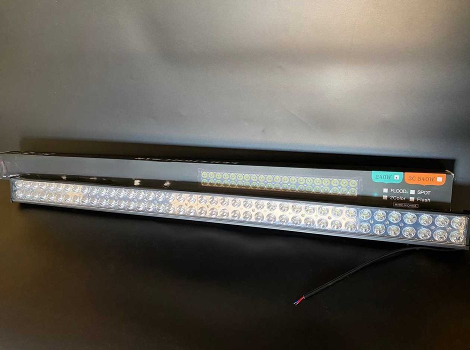 Лед Балка Світлодіодна фара дальний свет для нива джип авто 4d 5