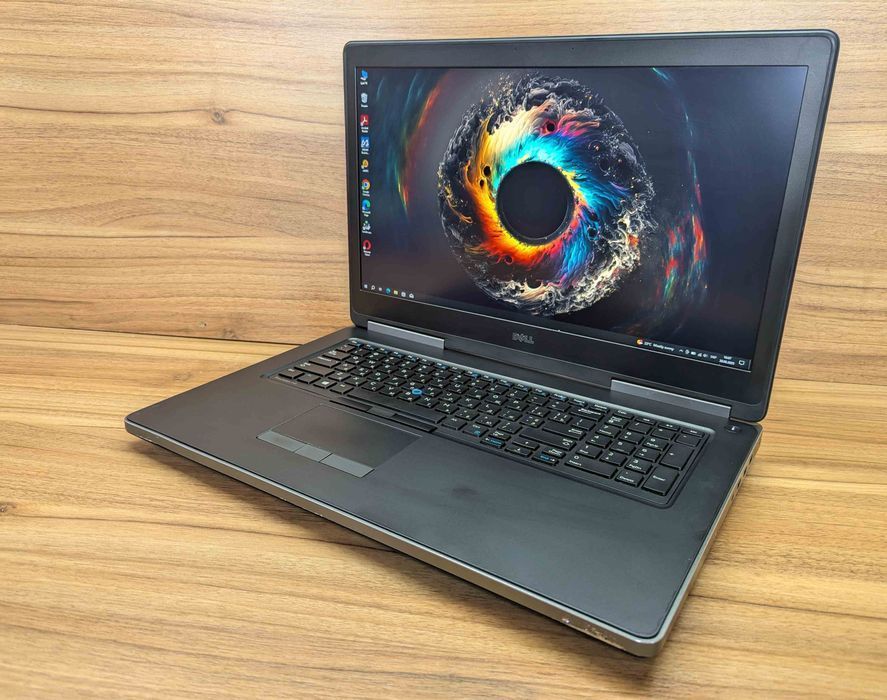 374/Dell Precision 7720/17,3"/I7-7820HQ/512GB SSD/RAM 32GB/P4000 8GB