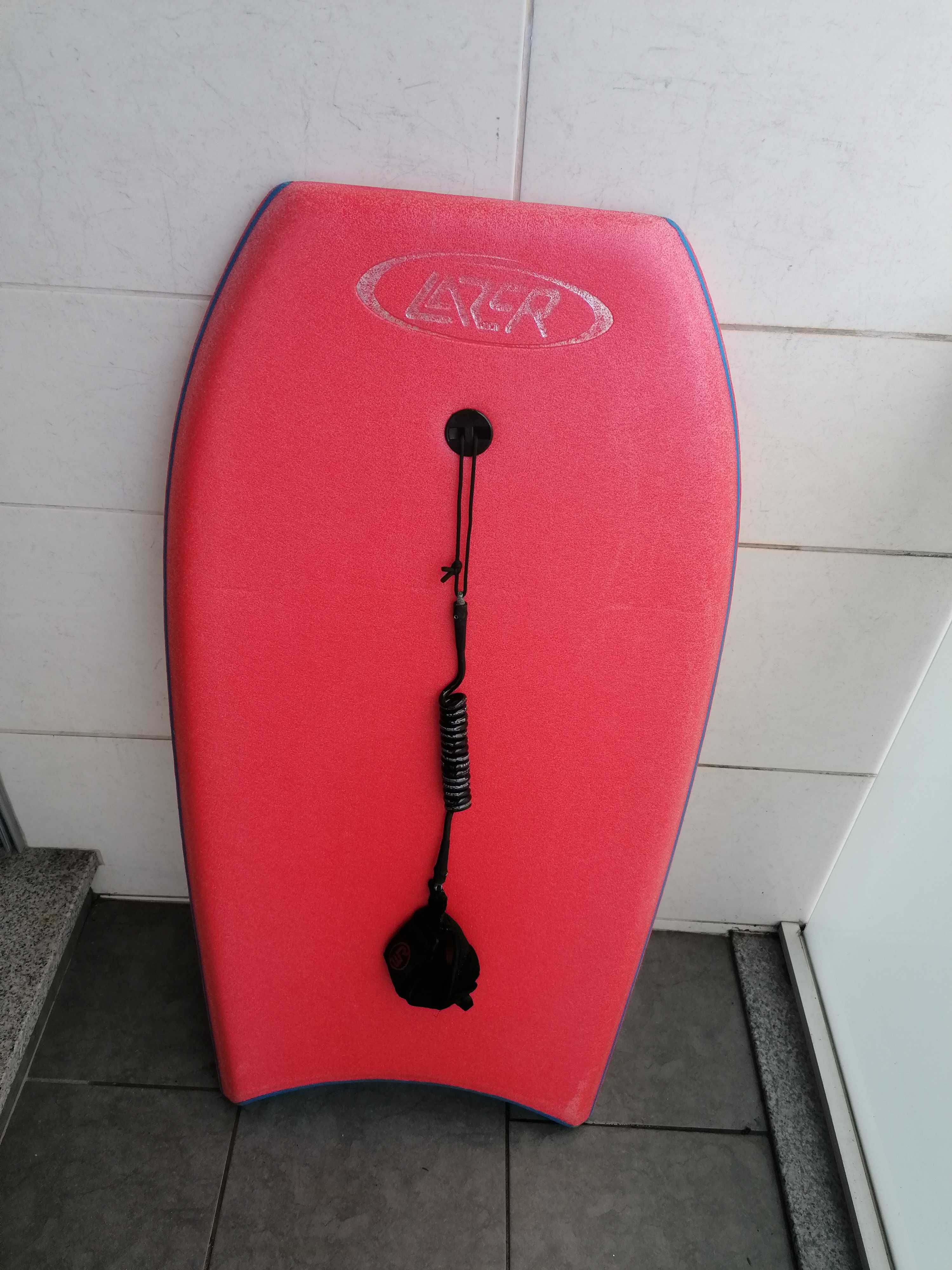 Prancha bodyboard LAZER, saco 
LBOLT, fato bilabong,botins