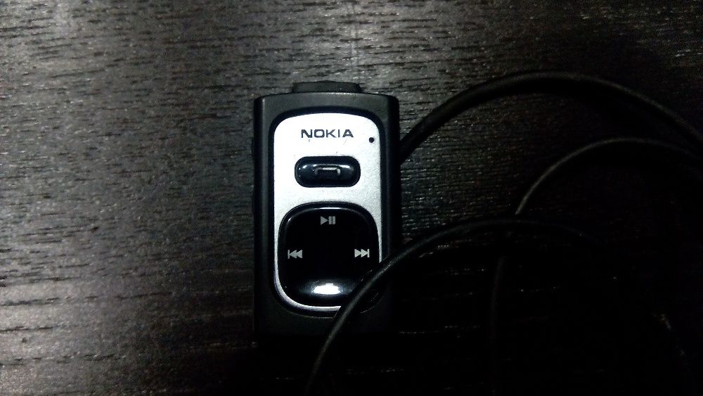 Adaptador Nokia para ouvir musica no telemóvel (Portes Grátis)