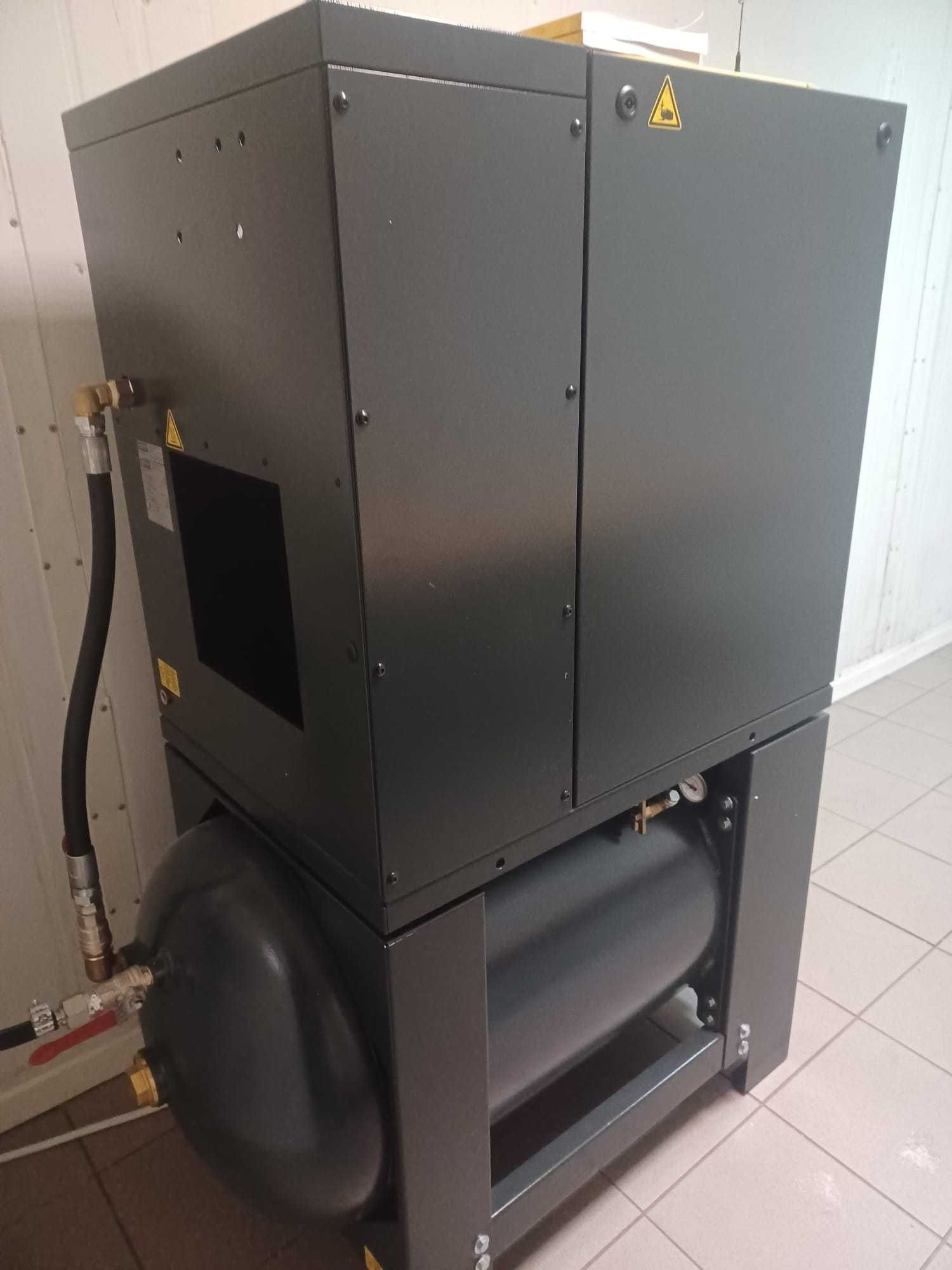 Sprężarka śrubowa KAESER AIRCENTER SX8, 0.80 m3/min, 5.5kW