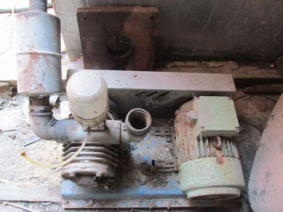 ordenha - recipientes(vasos) e maquinaria