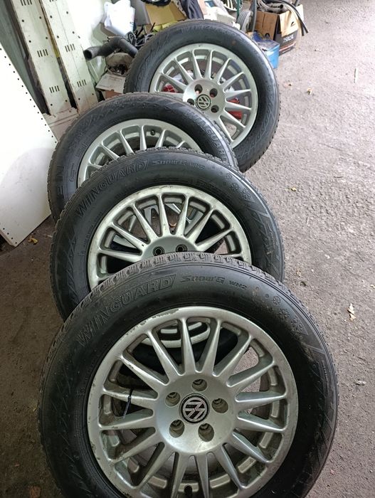 Продам диски с резиной 205/60/R15.