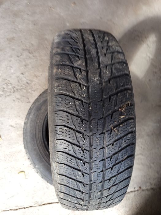 Продам пару nokian без латок