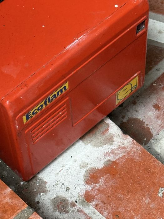 Caldeira a gasóleo + depósito 500L