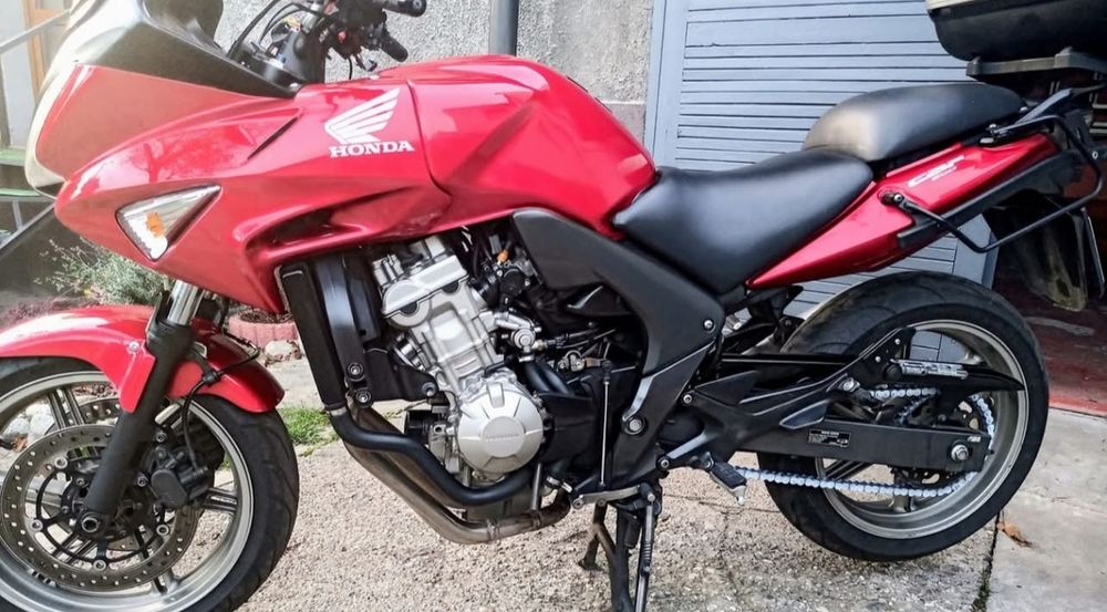 Honda CBF 600 S 57 tyś ,nowe opony, napęd i akumulator