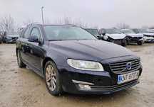 Volvo V70 2015r 2.0 Diesel. Uszkodzony lewy tył. Jeździ.