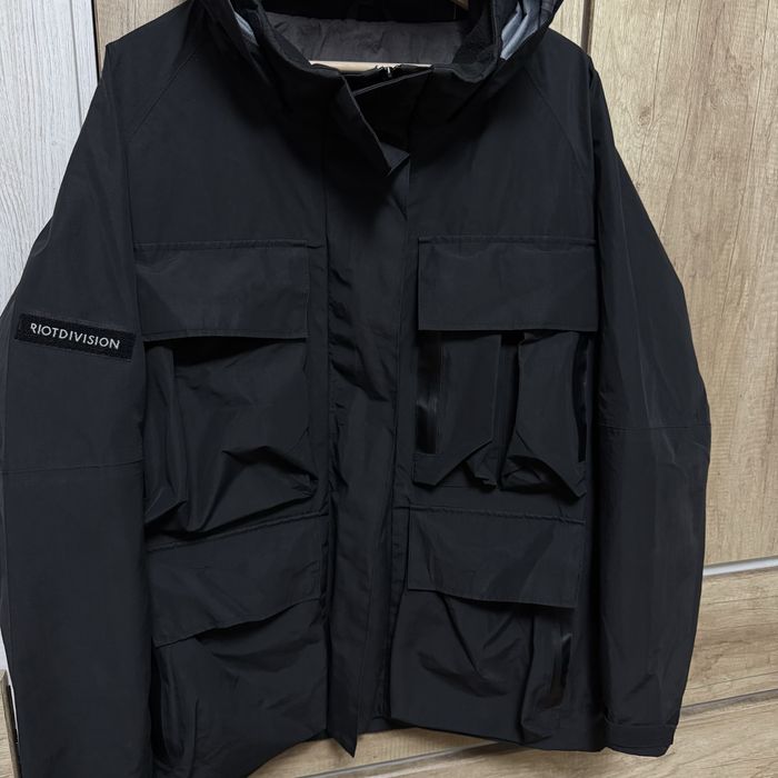 Куртка Riot Division мультипокетна мембранна куртка