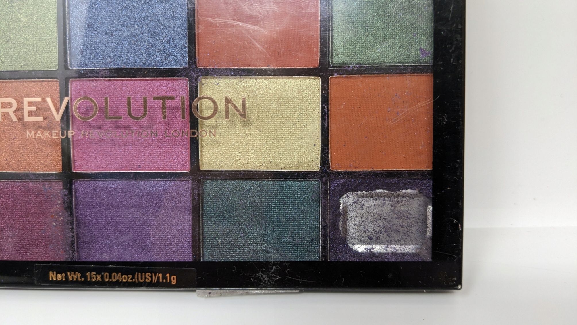 Makeup Revolution Paleta Cieni Do Powiek Reloaded